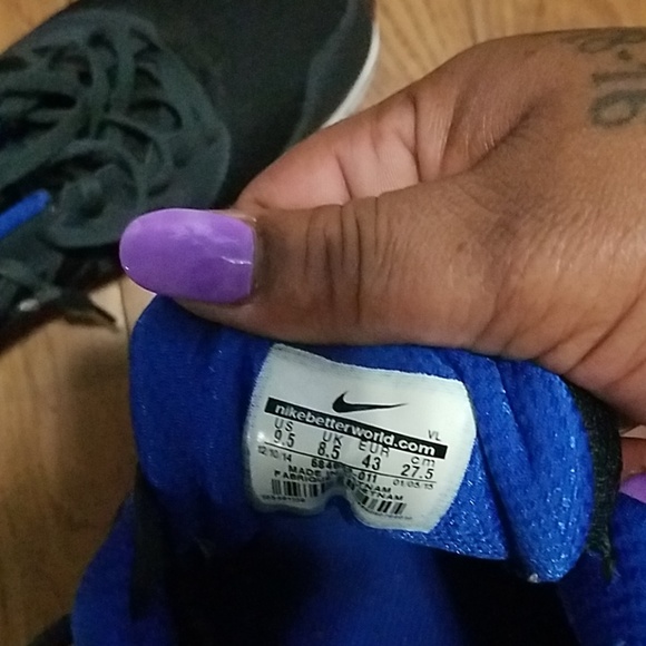 1PAIR SNEAKERS , - Picture 4 of 5